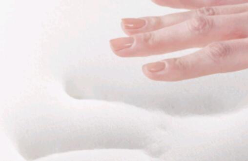 给小孩子买什么样的床垫好？